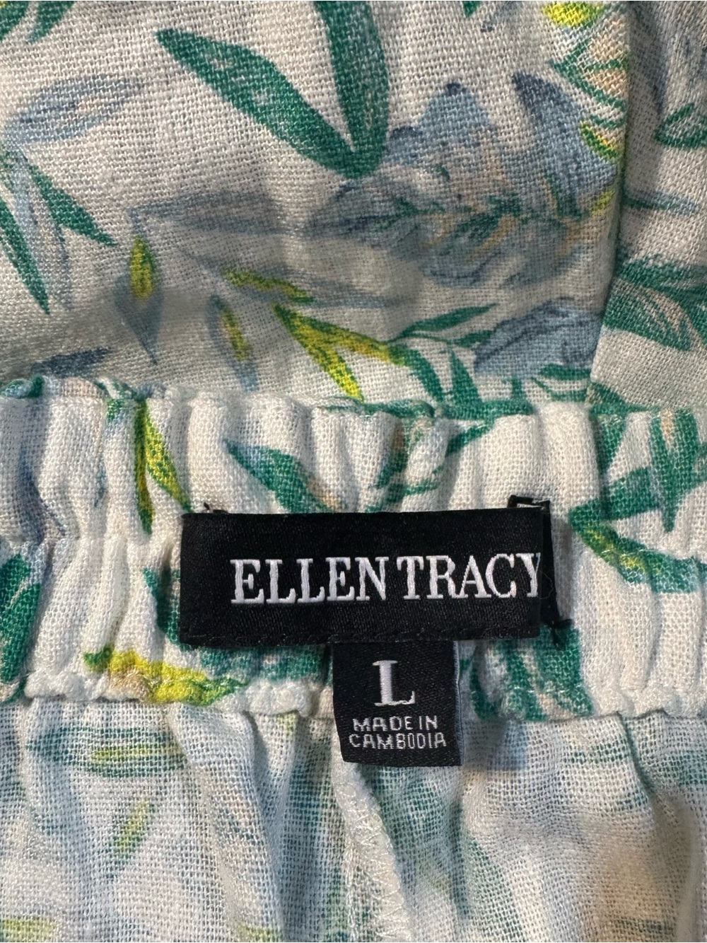 ELLEN TRACY  Cream Skort with Green & Blue Leaf Print LARGE    #M - Picture 9 of 9